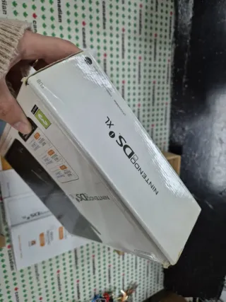 Nintendo DSI XL Negra (LEER)