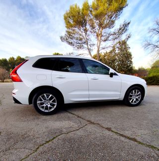 VOLVO XC60 T5 (250cv) MOMENTUM 2018 131.000km