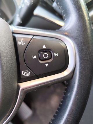 VOLVO XC60 T5 (250cv) MOMENTUM 2018 131.000km