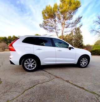 VOLVO XC60 T5 (250cv) MOMENTUM 2018 131.000km