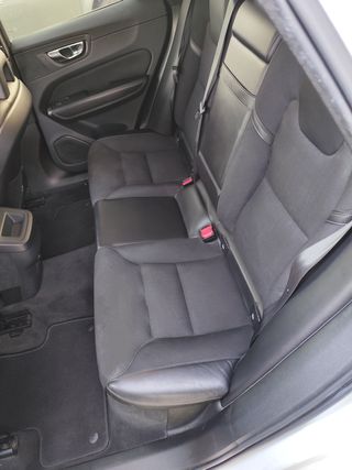 VOLVO XC60 T5 (250cv) MOMENTUM 2018 131.000km