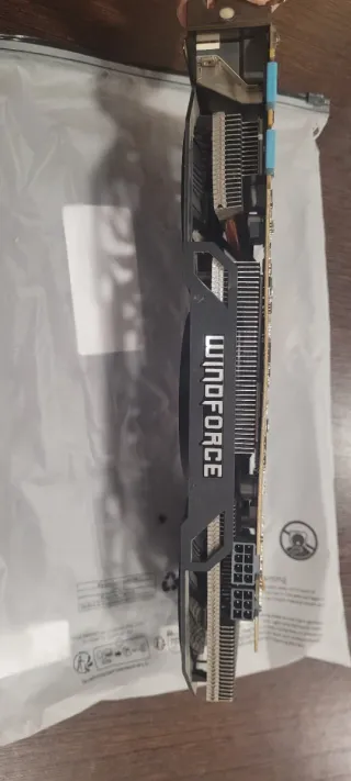 Tarjeta Gráfica Gigabyte GeForce GTX 970 WindForce
