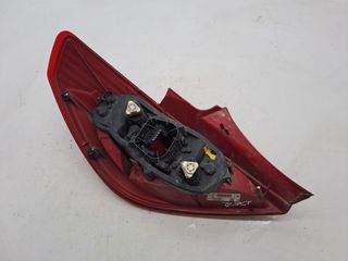 PILOTO TRASERO DERECHO OPEL CORSA D (7)