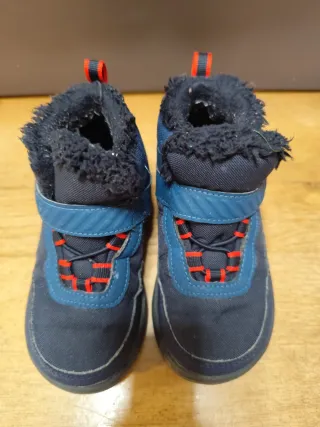 Botas montaña infantiles T. 24-25