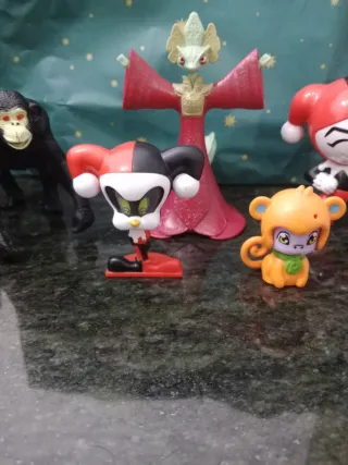 Lote de 5 figuras de juguete