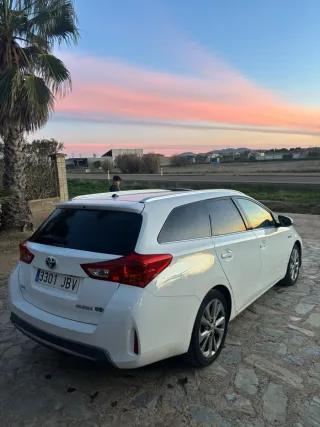 Toyota Auris 2015