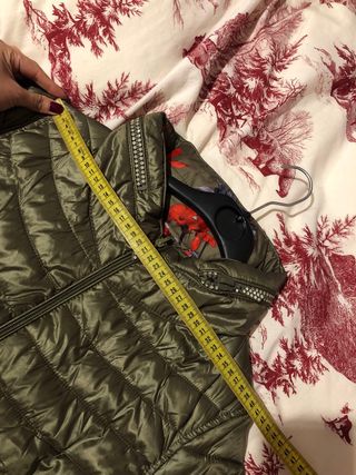 Cazadora acolchada reversible con capucha