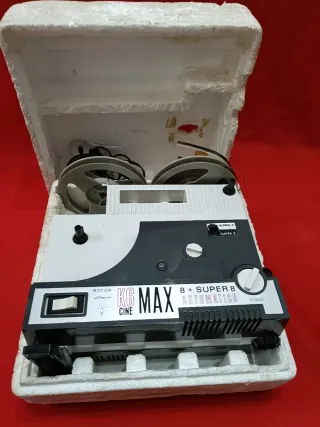 Proyector Super 8 MAX