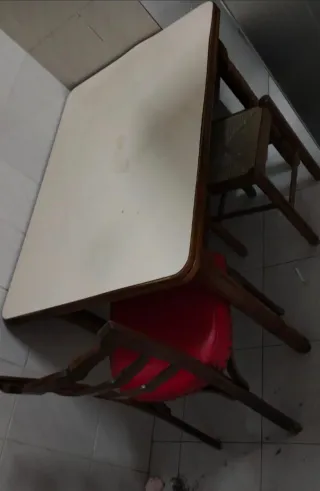 Alquilo habitación con baño cocina muy ordenado b