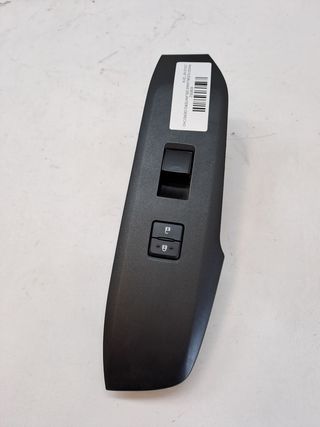 MANDO ELEVALUNAS DELANTERO DERECHO LEXUS NX