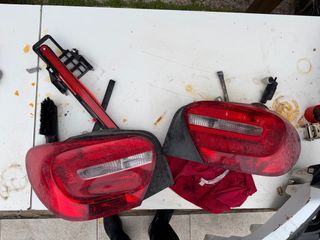 Pilotos Traseros Mercedes W176