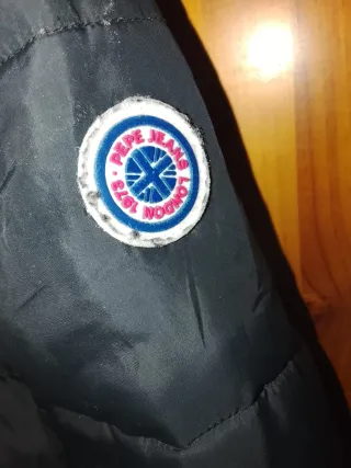 Plumas Pepe Jeans Negra Mujer