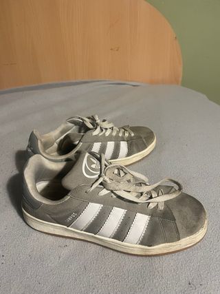 Adidas Campus grises talla 41