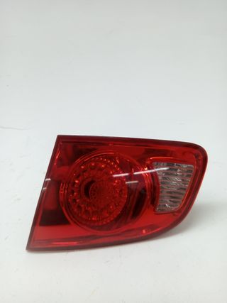 PILOTO TRASERO DERECHO INTERIOR HYUNDAI SANTA FE (BM) (2)