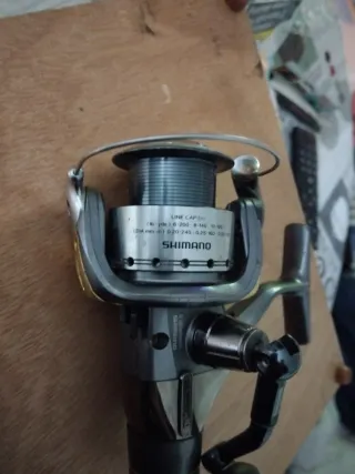 Carrete de pesca Shimano SEIDO2500Ra