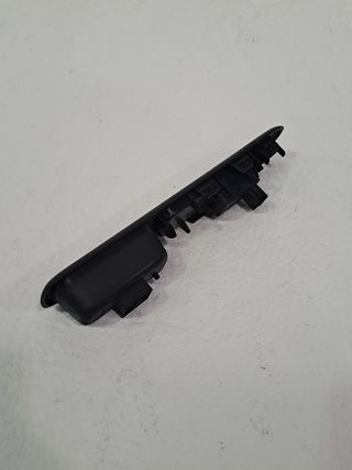 MANDO ELEVALUNAS DELANTERO DERECHO PEUGEOT 3008 (2)