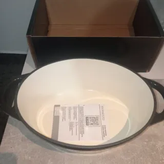 Asador de Hierro Fundido Rojo 4L.