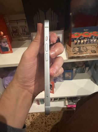 iPhone 15 128GB Blanco Como Nuevo.