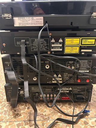 Cadena de sonido Pioneer con tocadiscos