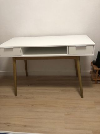 Escritorio/Consola/Tocador Madera y Blanco