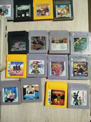 Lote Game Boy: 22 juegos originales + 26 game
