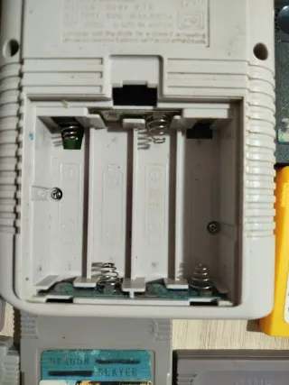 Lote Game Boy: 22 juegos originales + 26 game