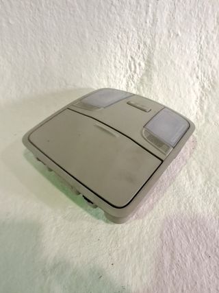 LUZ INTERIOR DELANTERA KIA RIO