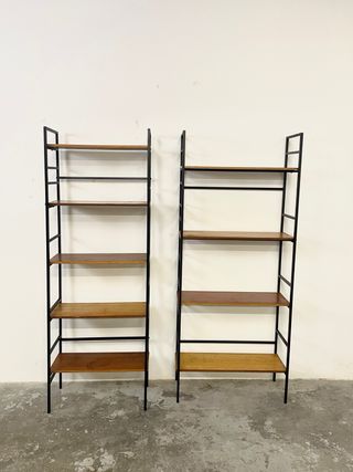 Pareja Estanterías Hierro y Madera. Década 50