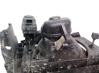 Peugeot 23098046 6204al faro izquierdo expert 224