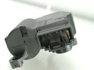 MOTOR APERTURA TRAMPILLAS CLIMATIZADOR AUDI Q7 (4L) (2)