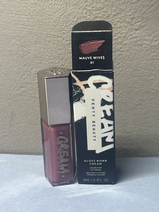 Fenty Beauty Gloss Bomb Cream Mauve Wives 01