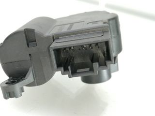 MOTOR APERTURA TRAMPILLAS CLIMATIZADOR AUDI Q7 (4L) (3)