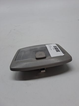 LUZ INTERIOR SSANGYONG TIVOLI (4)