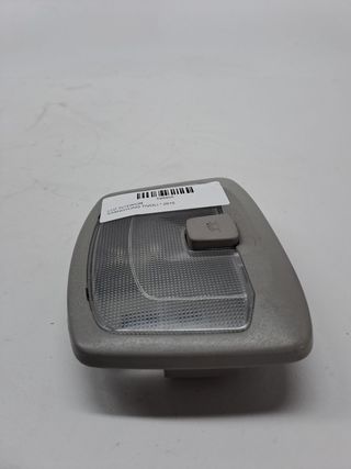 LUZ INTERIOR SSANGYONG TIVOLI (4)