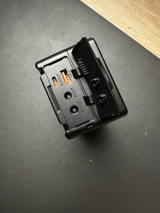 VB99 SE mini V Mount Bareria SmallRig  PRECIO FIJO