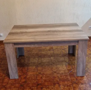 Mesa de salón extensible