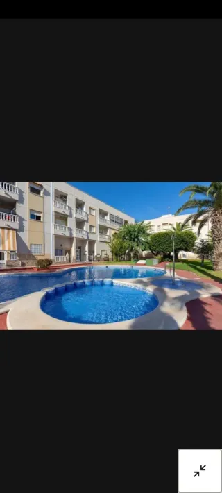 Apartamento en Torrevieja con piscina