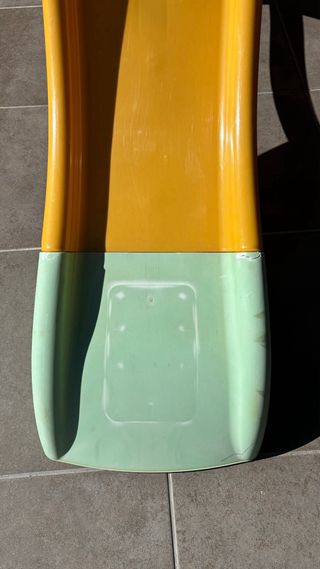 Tobogán infantil de plástico