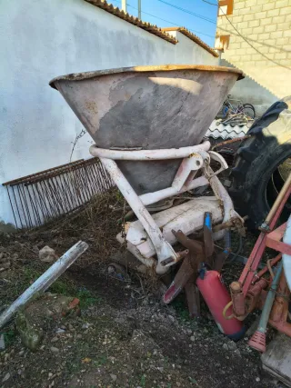 Dos abonadoras 500 kg