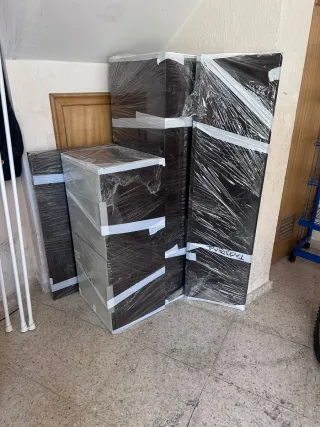 Conjunto de Muebles Marrón y Gris