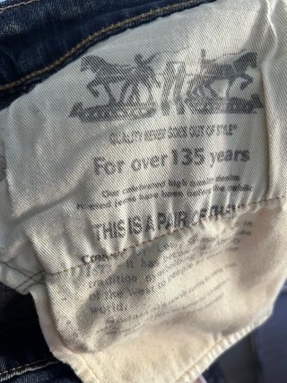 Pantalón Levi's 513 W31 L30