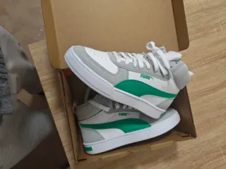 Sneakers Puma Verdi e Bianche Taglia 40 nuove