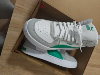 Sneakers Puma Verdi e Bianche Taglia 40 nuove