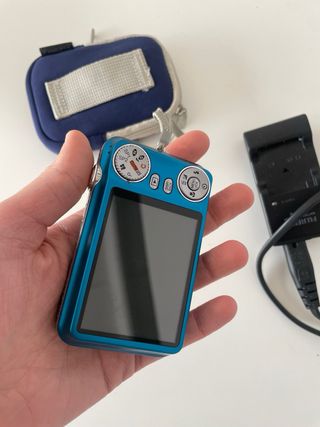 Cámara Fujifilm Digital Azul 12MP