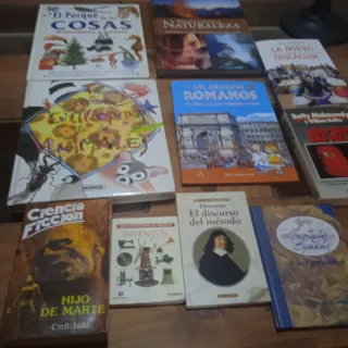 Libros antiguos, modernos, atlas, etc.