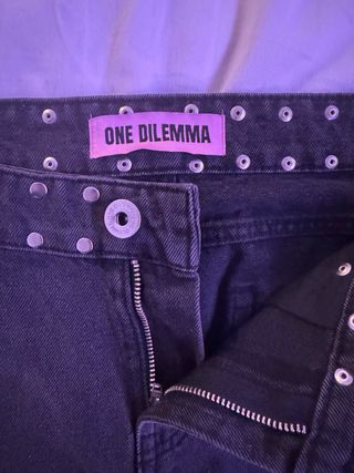 Pantalones One Dilemma Talla 36 Estrellas Rojas
