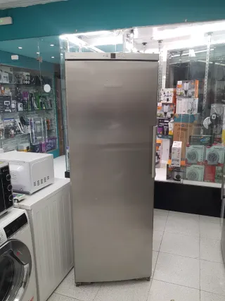 Congelador Vertical Liebherr 1.85m con garantía