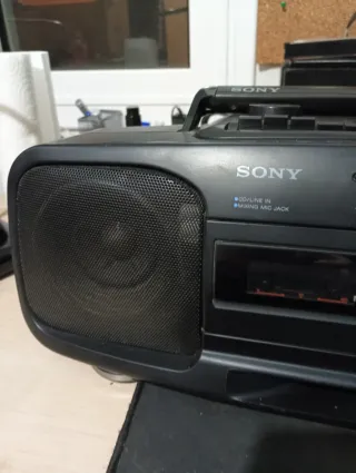 Radio Cassette Sony Mega Bass Negra