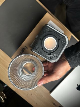 SmallRig RC 100C COB LED Video + Adaptador BOWENS