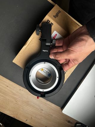 SmallRig RC 100C COB LED Video + Adaptador BOWENS